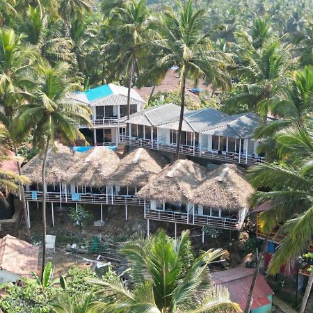 Grand Sea Shades Goa Hotel ปาโลเลม ภายนอก รูปภาพ