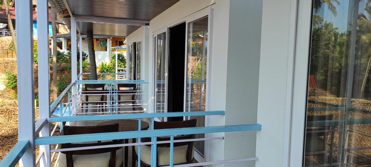 Grand Sea Shades Goa Hotel ปาโลเลม ภายนอก รูปภาพ