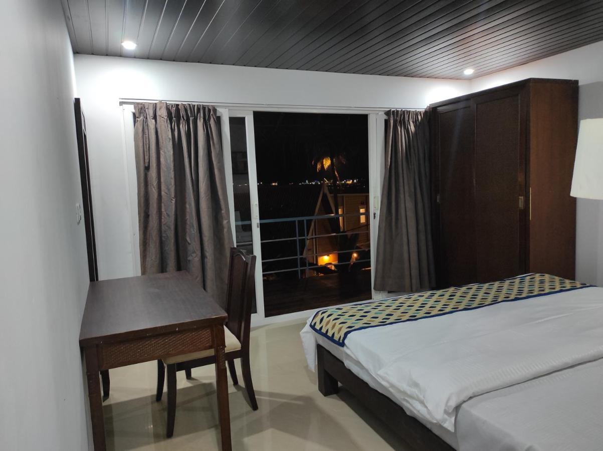 Grand Sea Shades Goa Hotel ปาโลเลม ภายนอก รูปภาพ