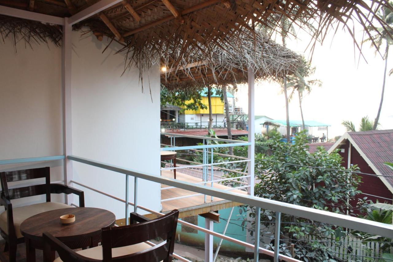 Grand Sea Shades Goa Hotel ปาโลเลม ภายนอก รูปภาพ