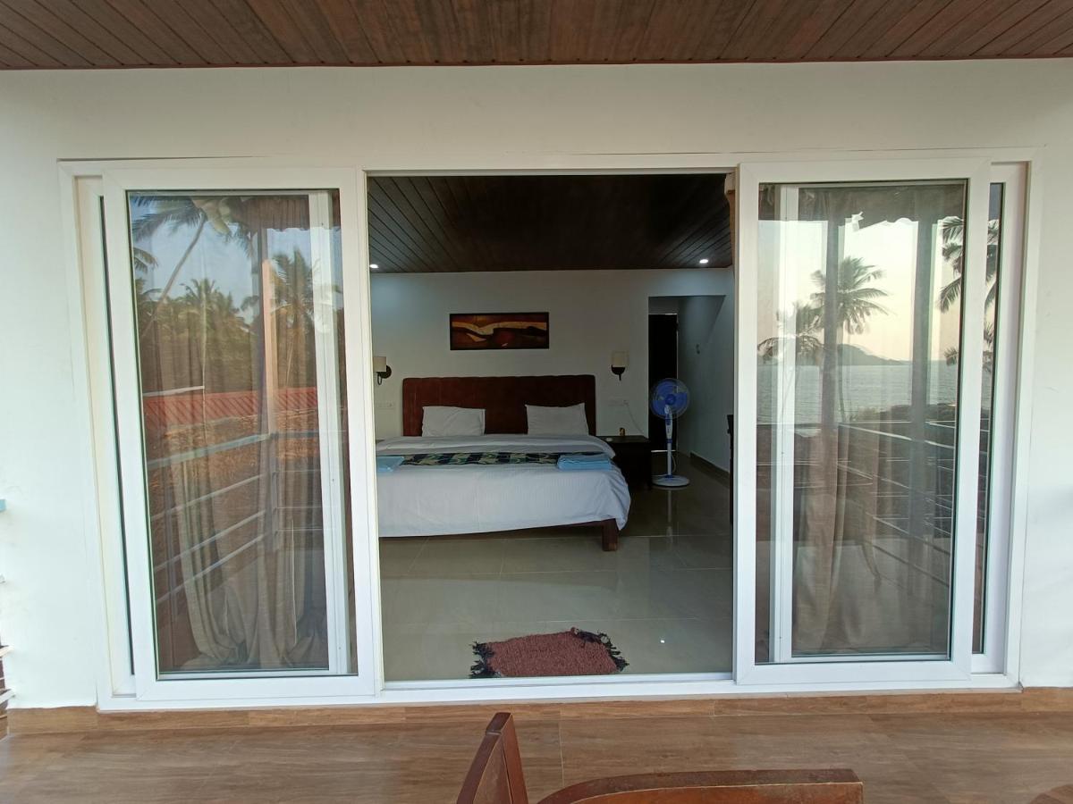 Grand Sea Shades Goa Hotel ปาโลเลม ภายนอก รูปภาพ