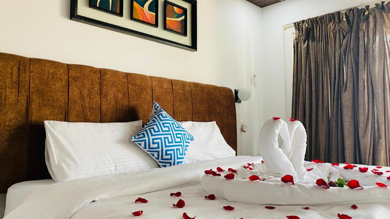 Grand Sea Shades Goa Hotel ปาโลเลม ภายนอก รูปภาพ